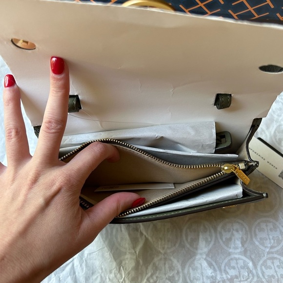 Tory Burch Miller Wallet Crossbody Bag Palm Leaf Green Gold - Picture 9 of 16